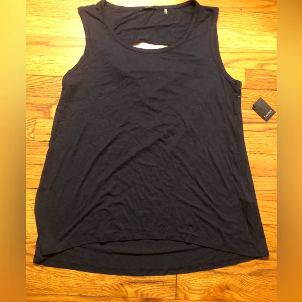 Tahari Top NWT - Picture 1 of 4